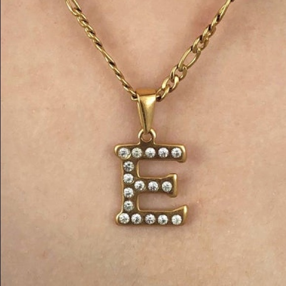 NWOT “E” Initial Pendant Chain Necklace with Extender + Box - Picture 12 of 16